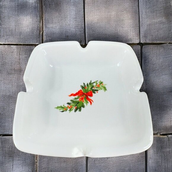 Vintage Haeger Christmas Holly Ashtray Holiday Christmas Heritage Tray Dish VTG - Picture 1 of 13